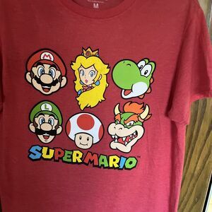 M Super Mario red graphic t-shirt cotton/polyester Made in Mexico machine wash